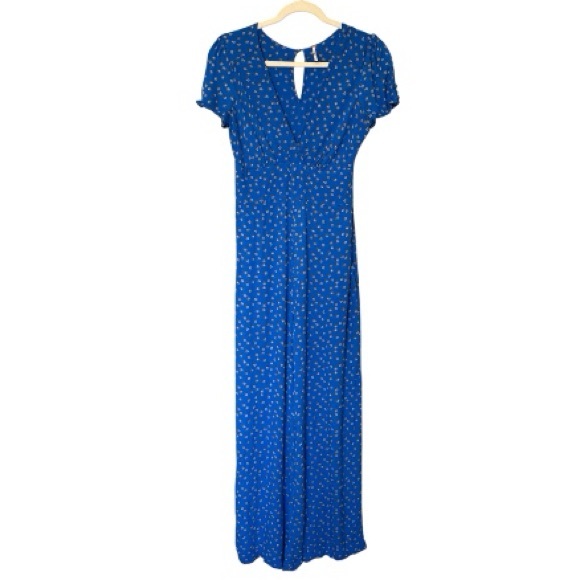 Mia Wide Leg Floral Jumpsuit Size 6 Blue V Neck Short Sleeve - Picture 1 of 8